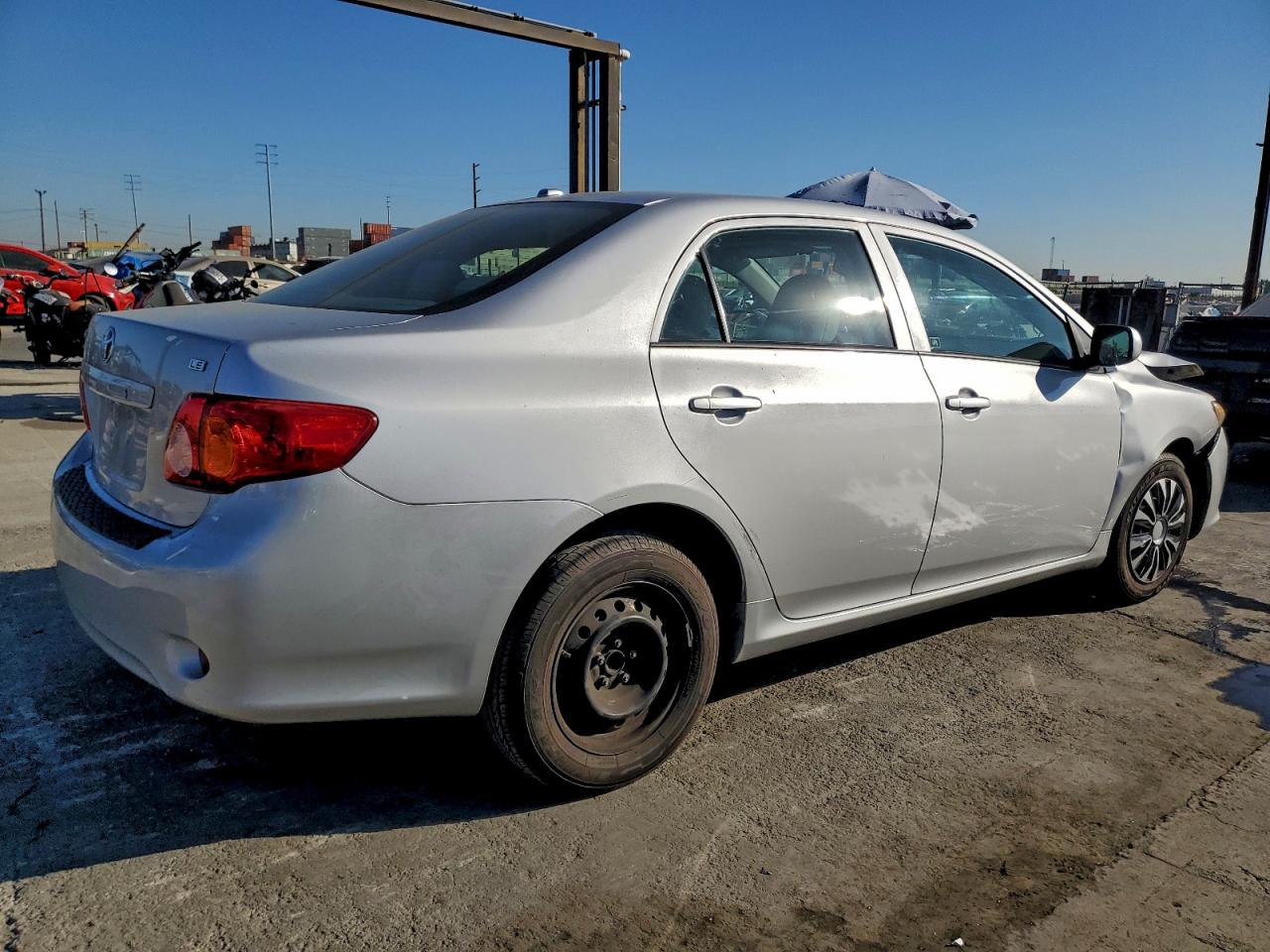 2010 TOYOTA COROLLA BASE photo 3