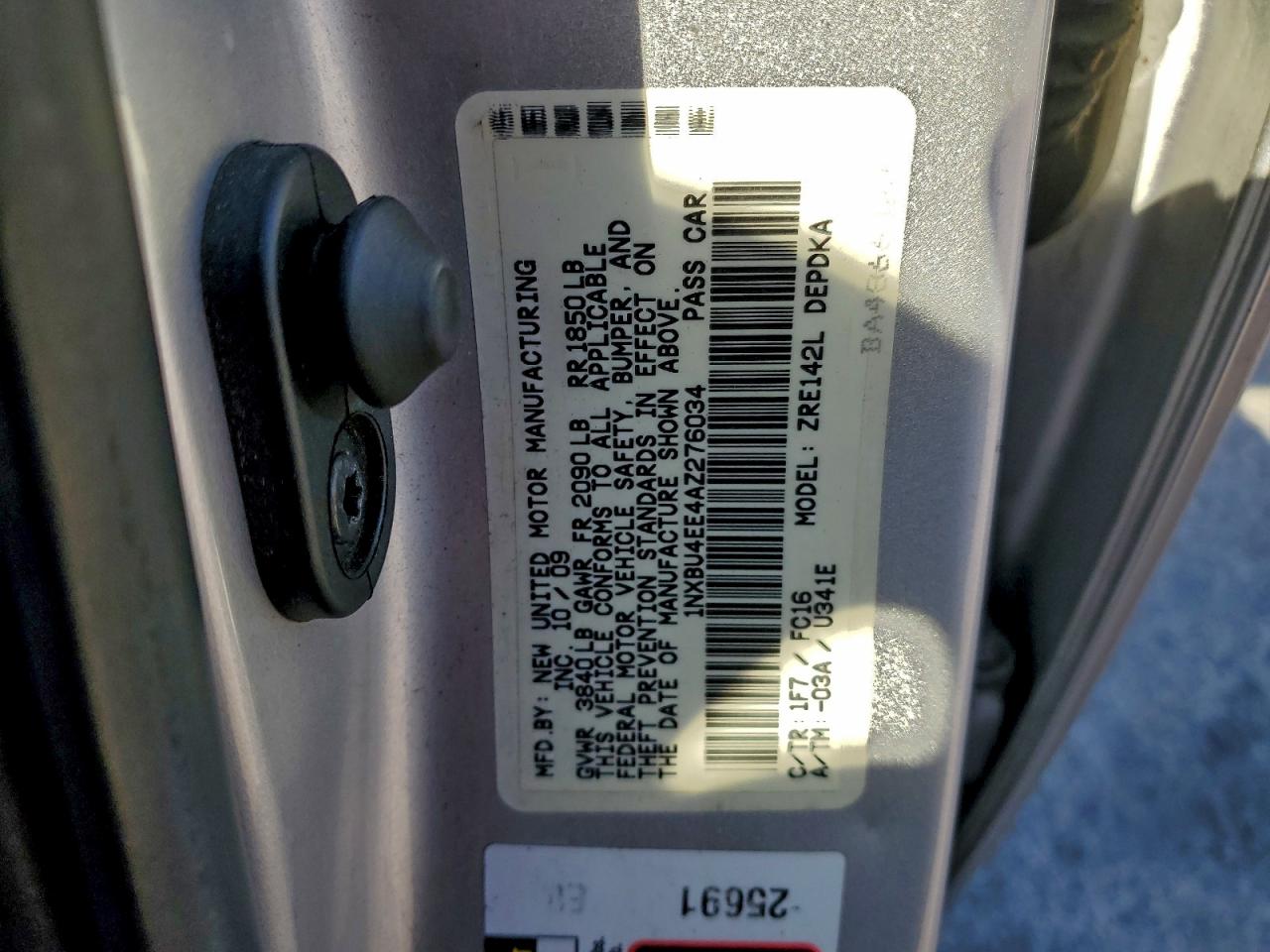 2010 TOYOTA COROLLA BASE photo 12