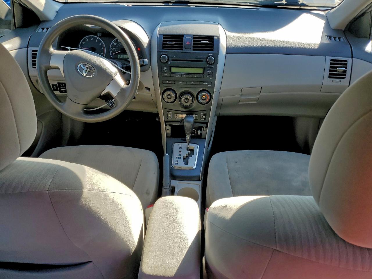 2010 TOYOTA COROLLA BASE photo 8