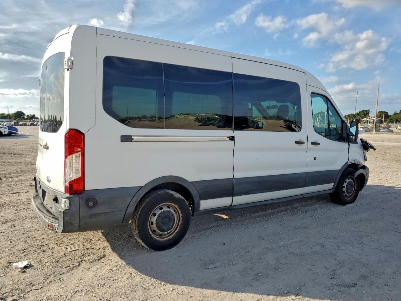 2016 FORD TRANSIT T-350 photo 3