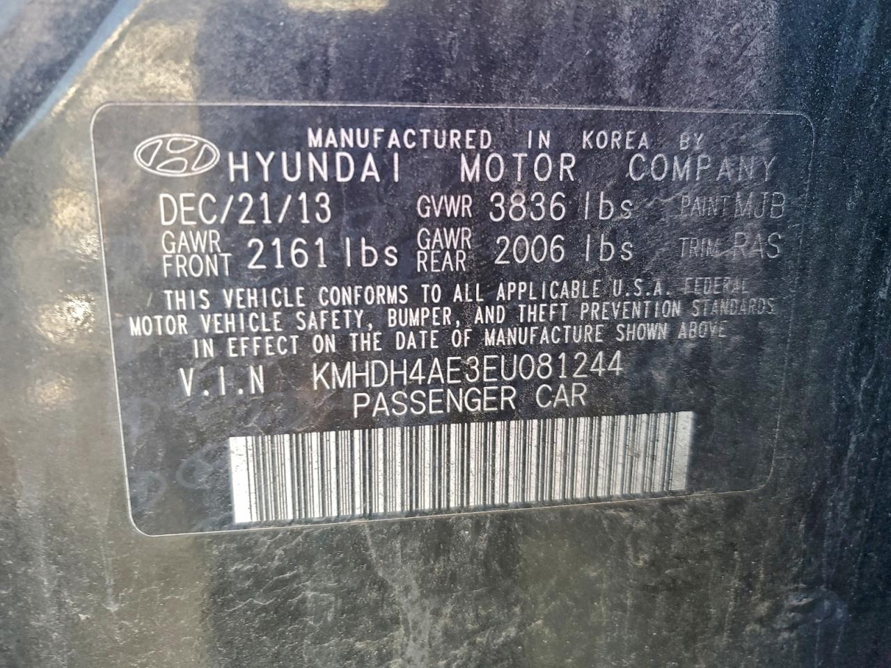 2014 HYUNDAI ELANTRA SE photo 12