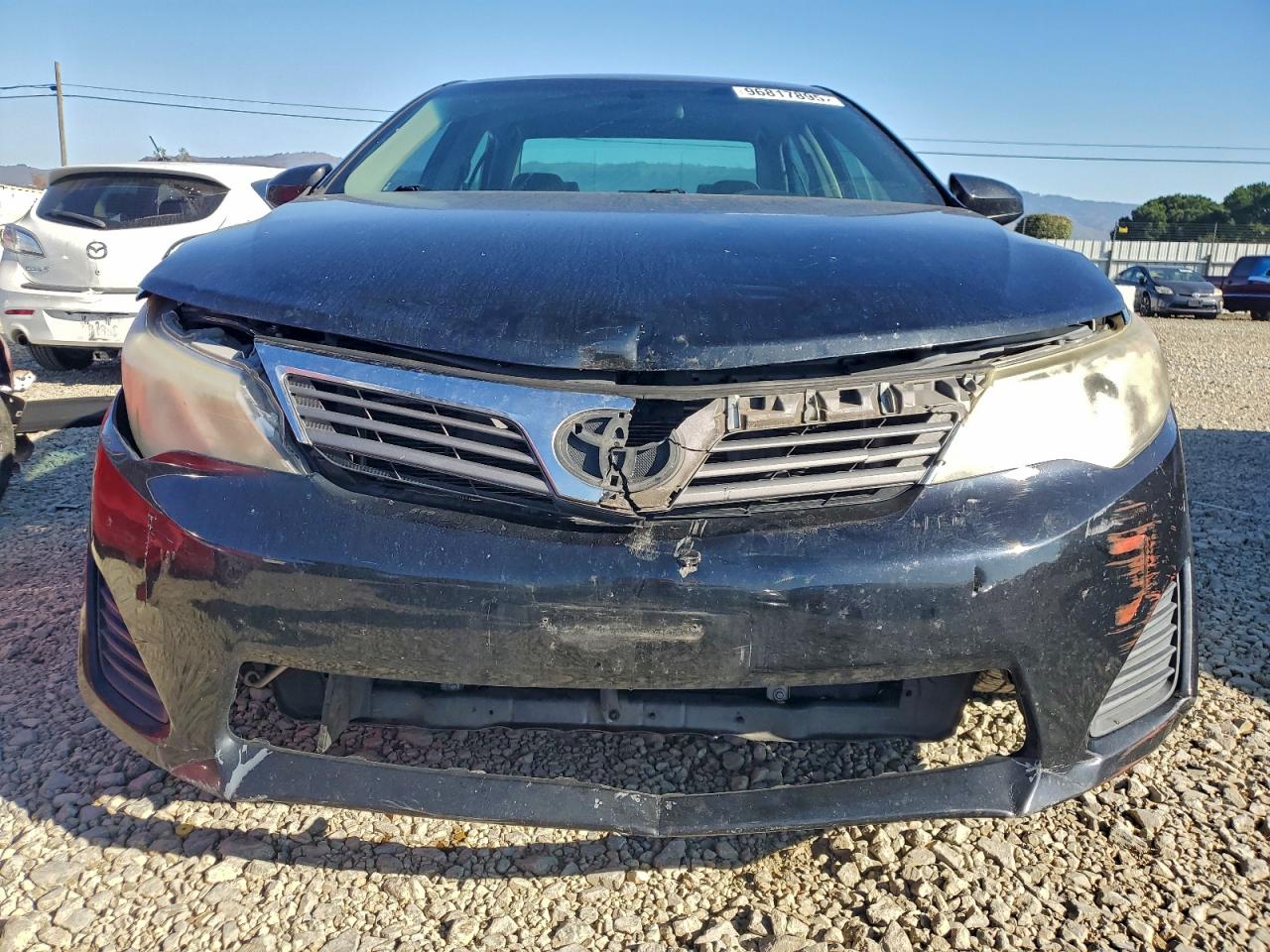 2014 TOYOTA CAMRY L photo 5