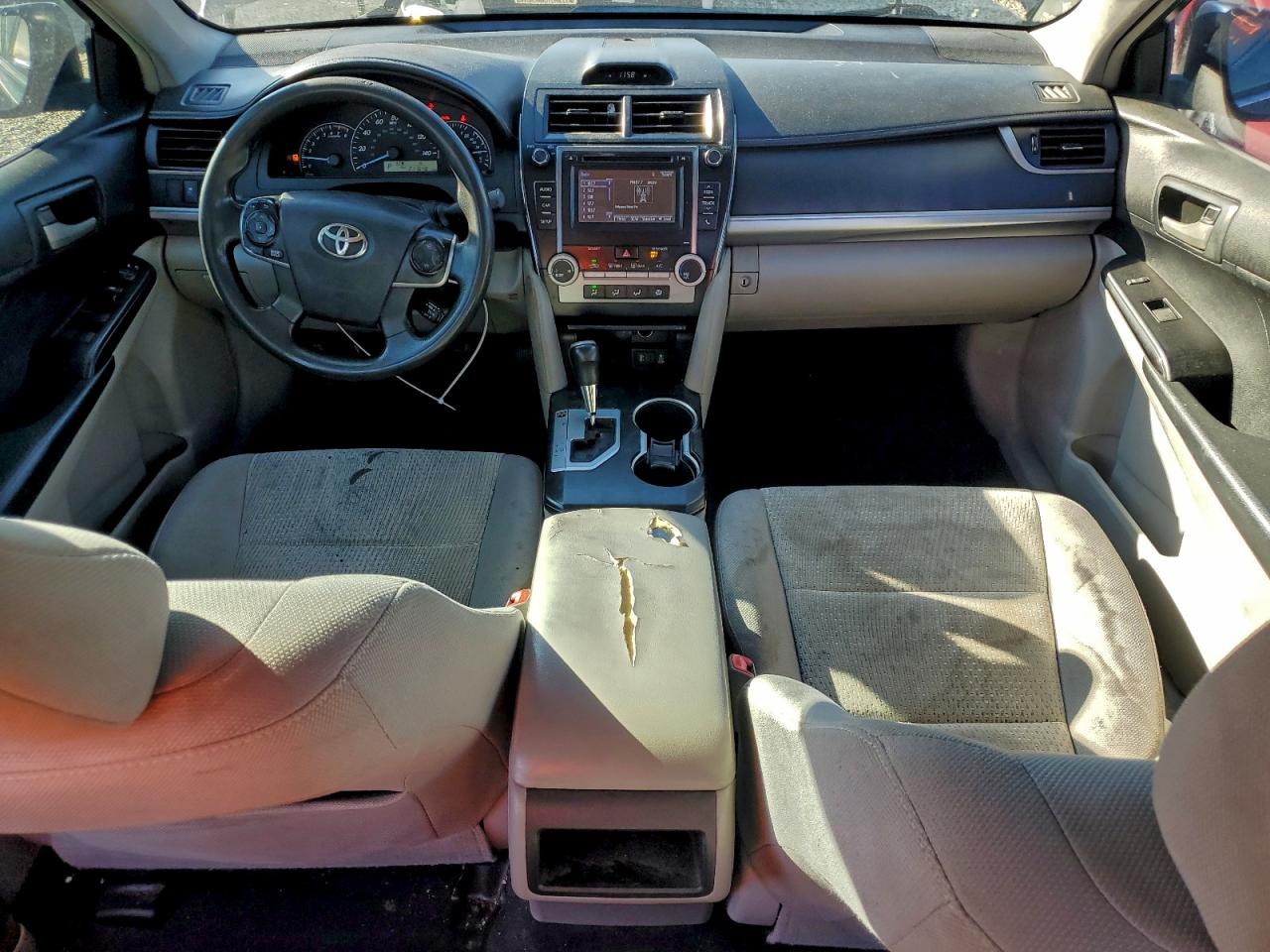 2014 TOYOTA CAMRY L photo 8
