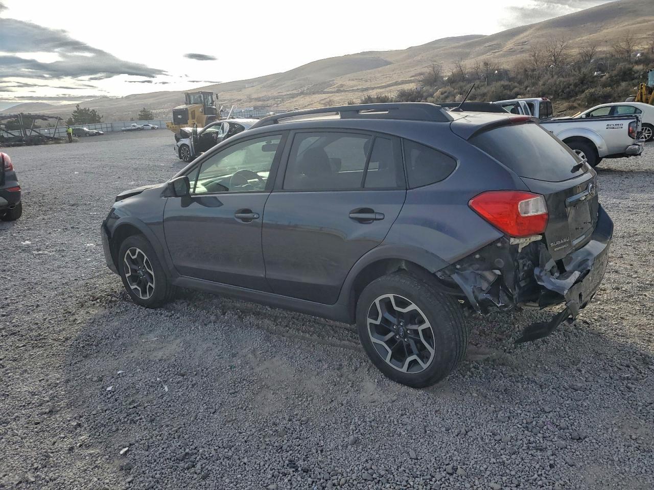 2017 SUBARU CROSSTREK PREMIUM photo 2