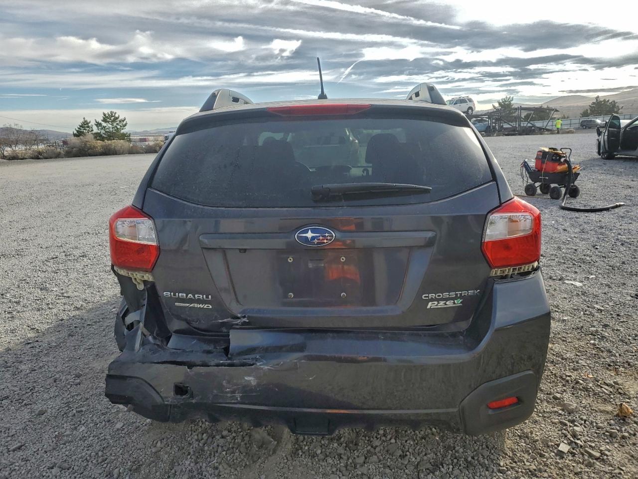 2017 SUBARU CROSSTREK PREMIUM photo 6