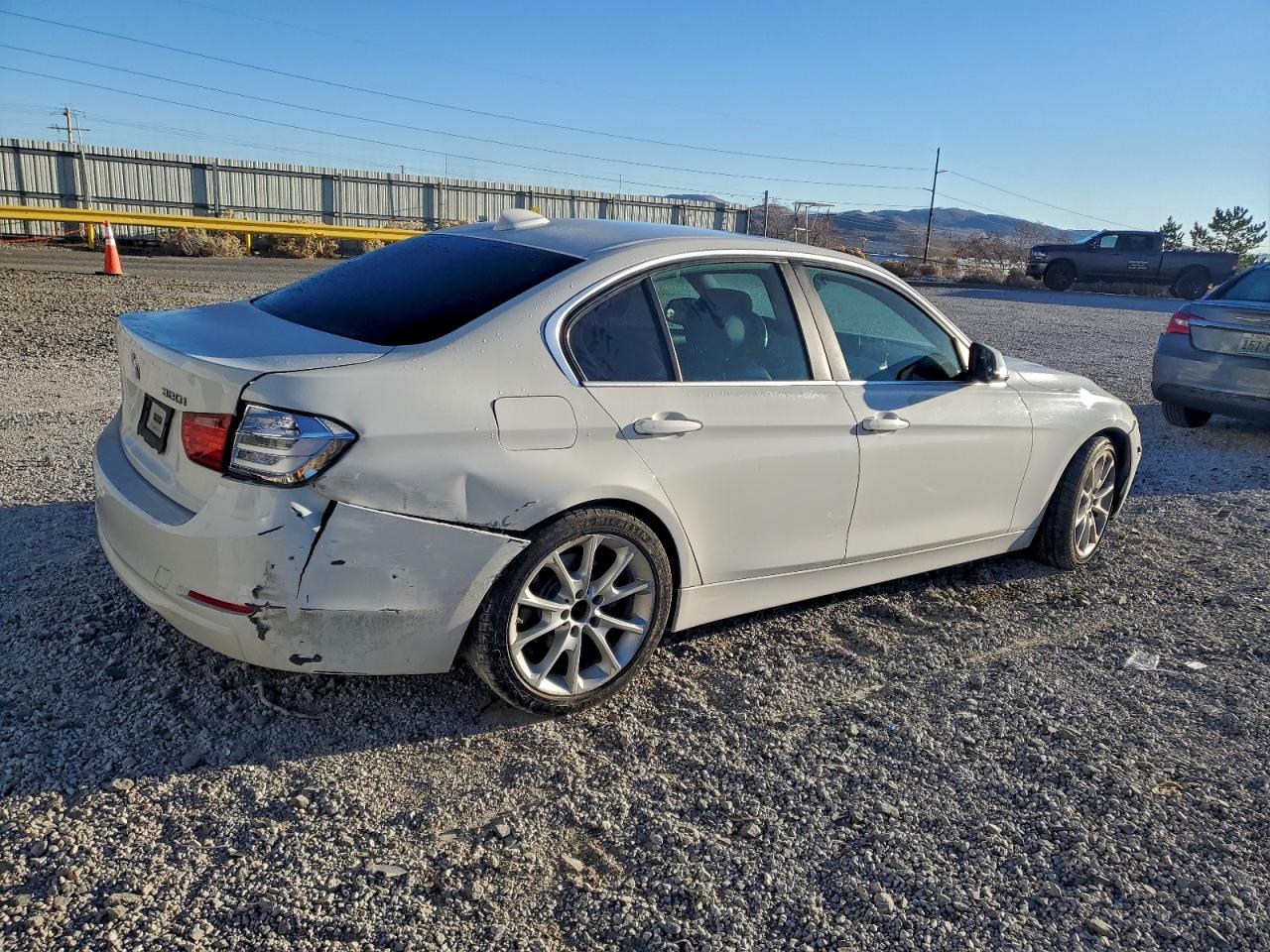 2015 BMW 320 I photo 3
