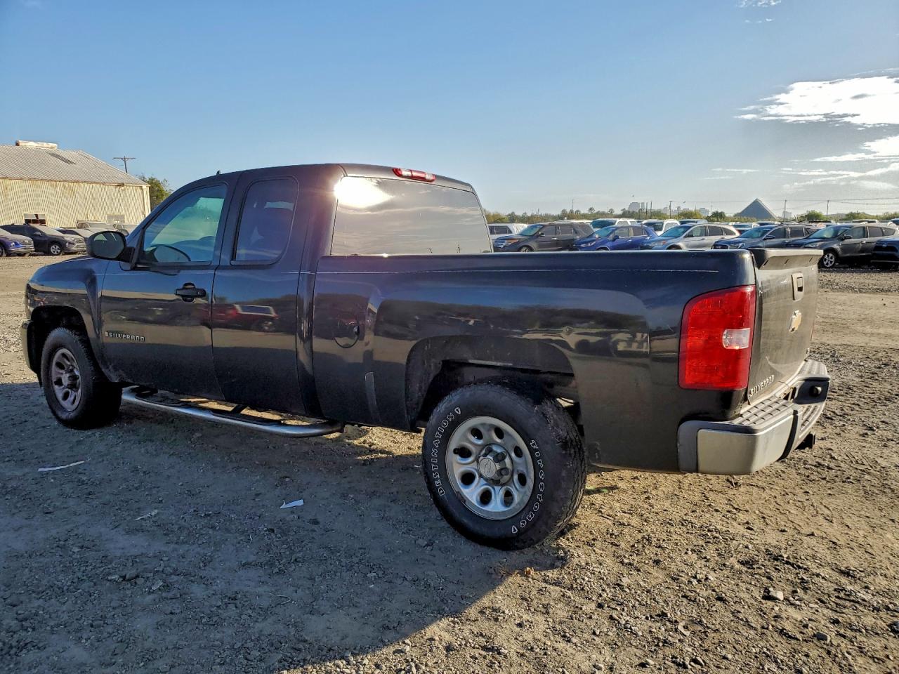 2009 CHEVROLET SILVERADO C1500 photo 2