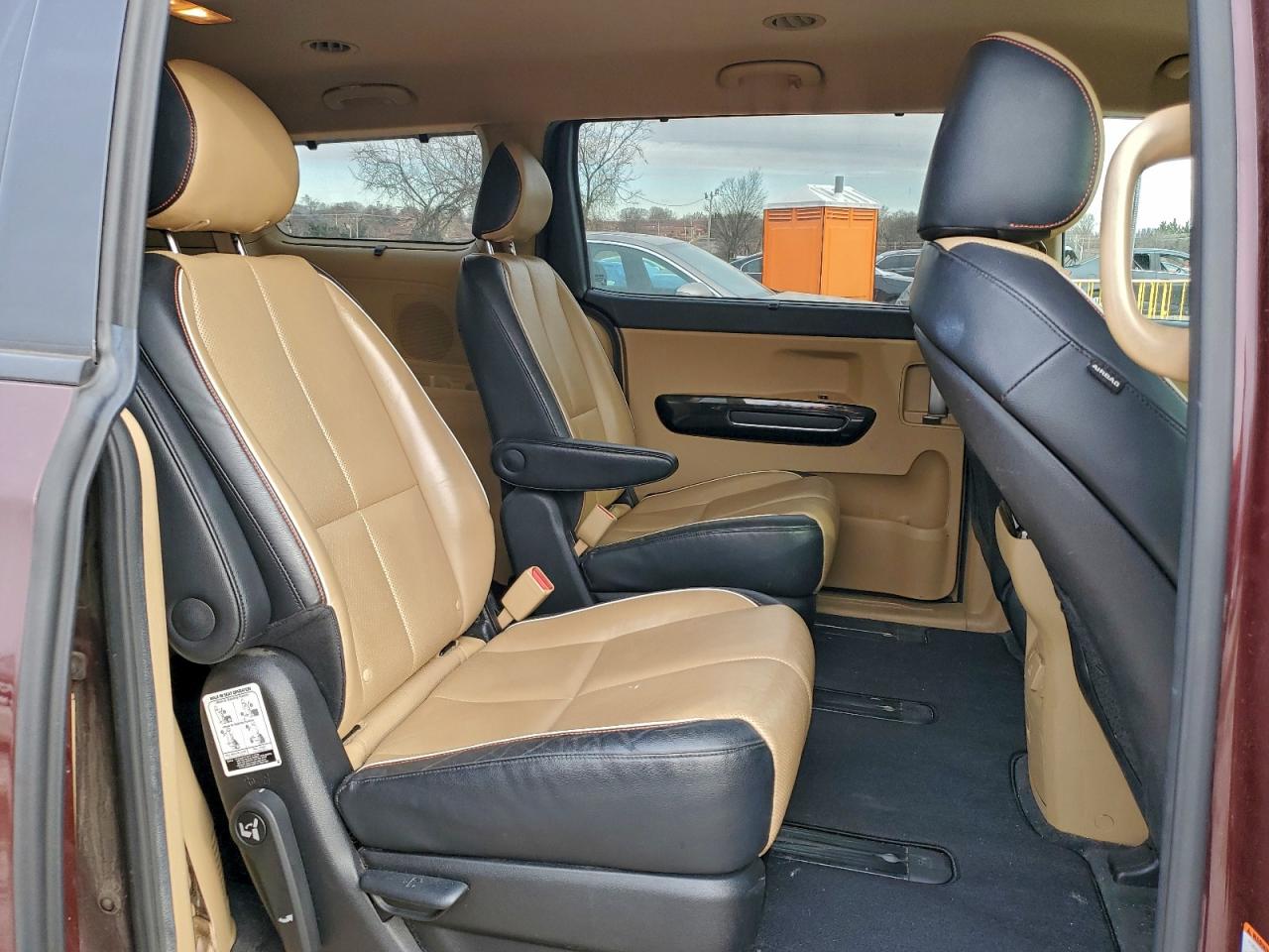 2016 KIA SEDONA EX photo 11