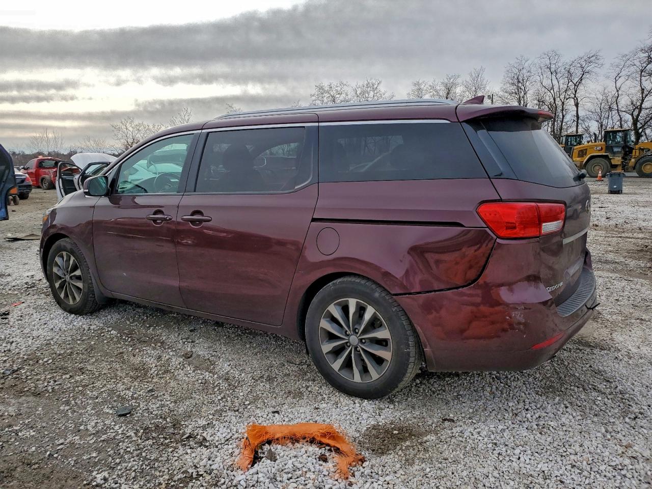 2016 KIA SEDONA EX photo 2