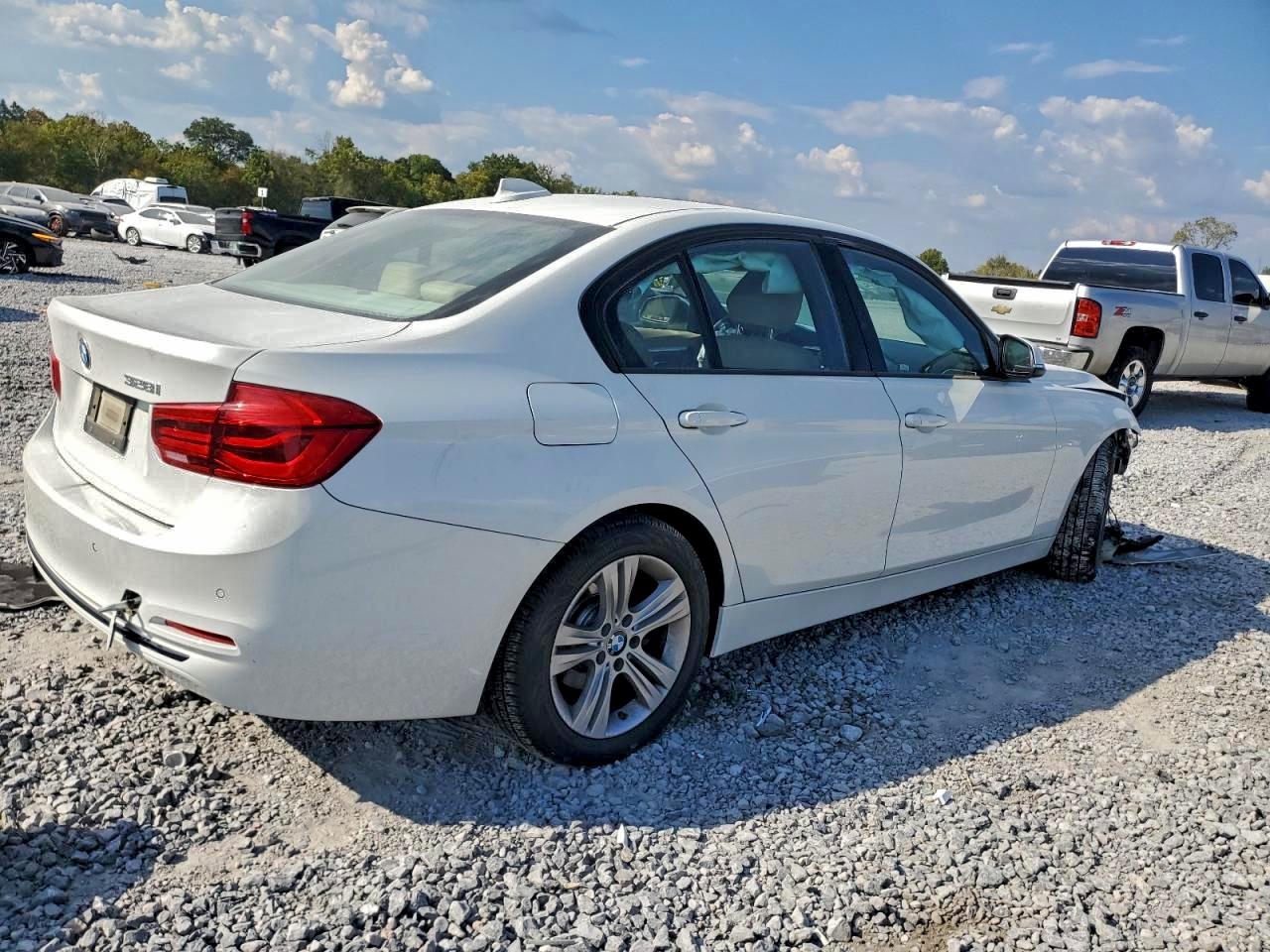2016 BMW 328 I SULEV photo 3