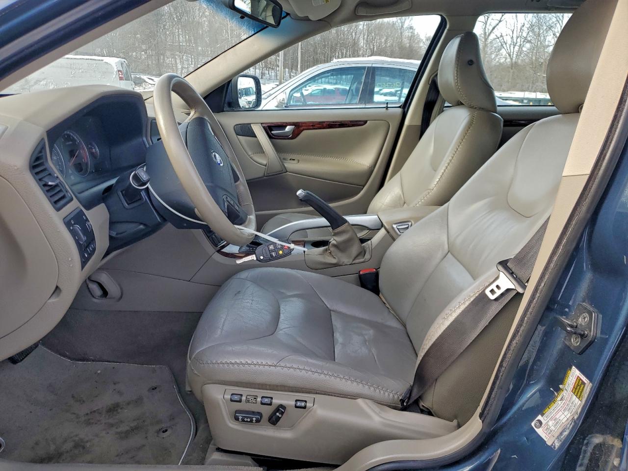 2007 VOLVO XC70 photo 7