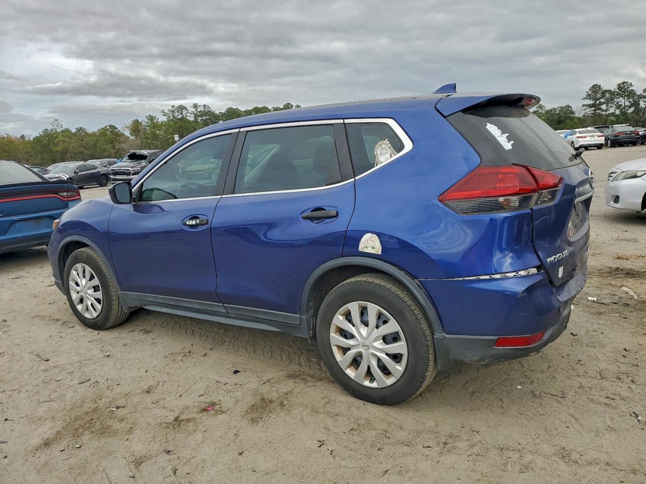 2020 NISSAN ROGUE S photo 2