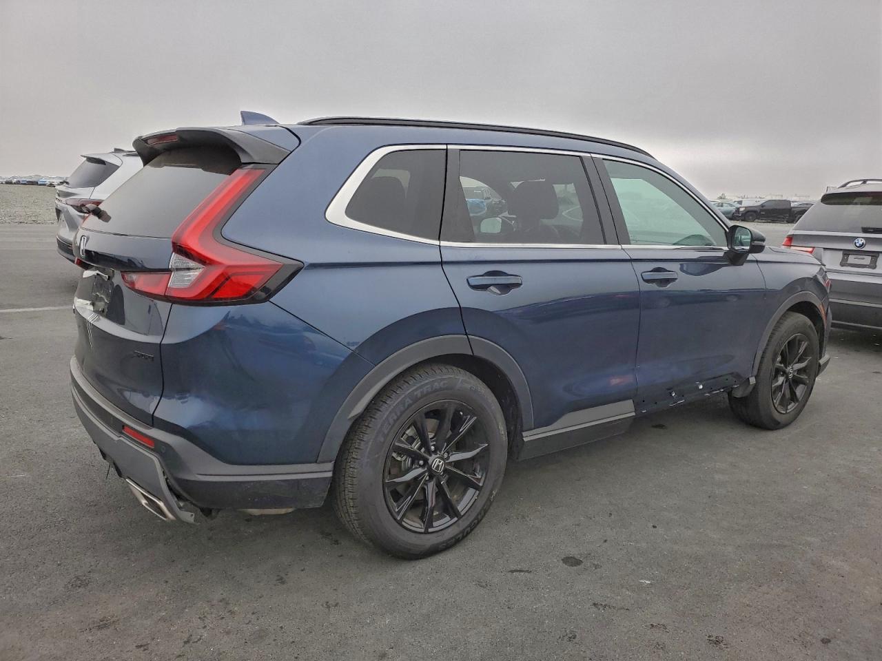 2025 HONDA CR-V SPORT-L photo 3