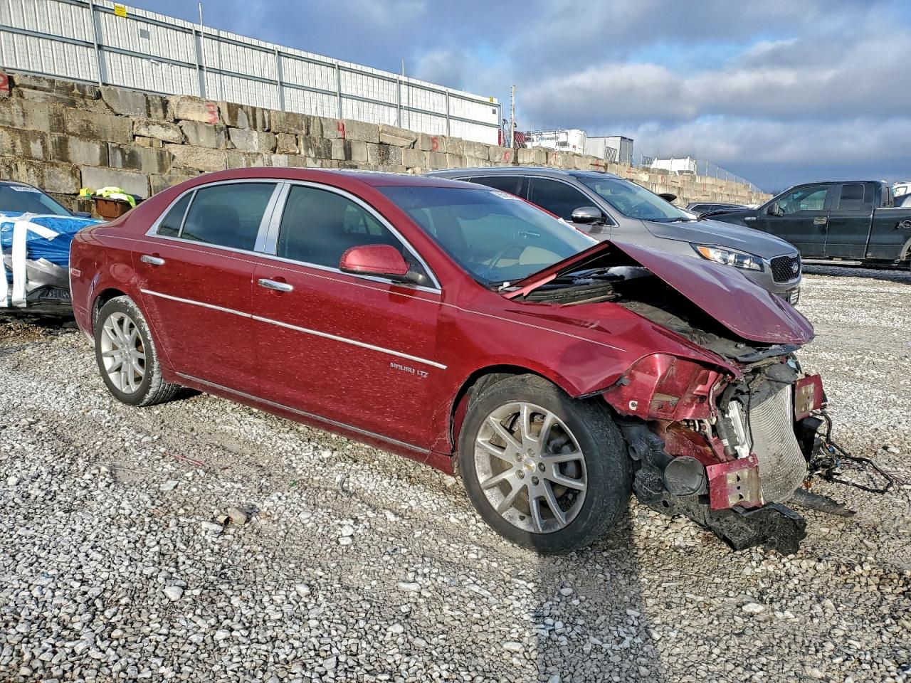 2011 CHEVROLET MALIBU LTZ photo 4