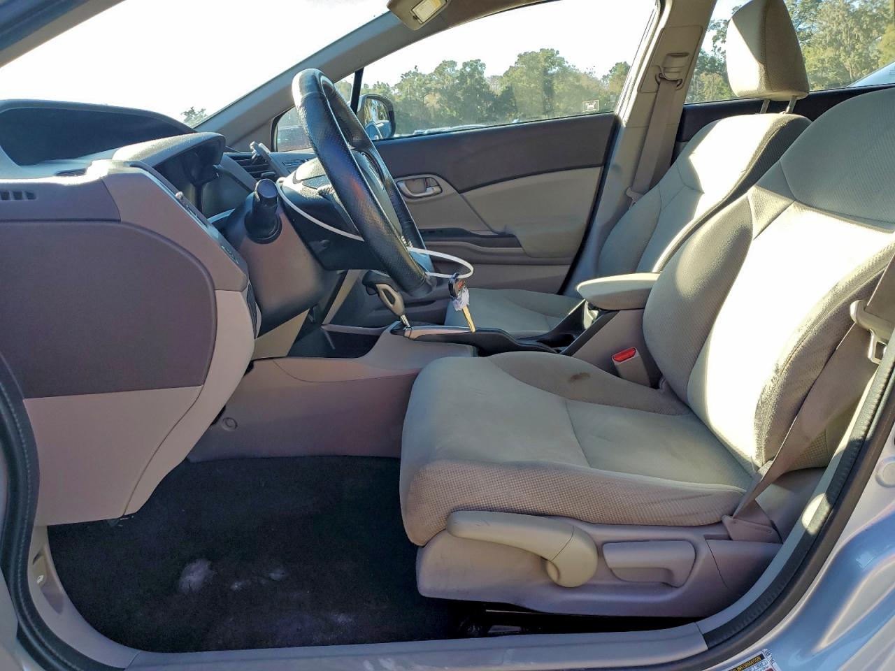 2012 HONDA CIVIC LX photo 7