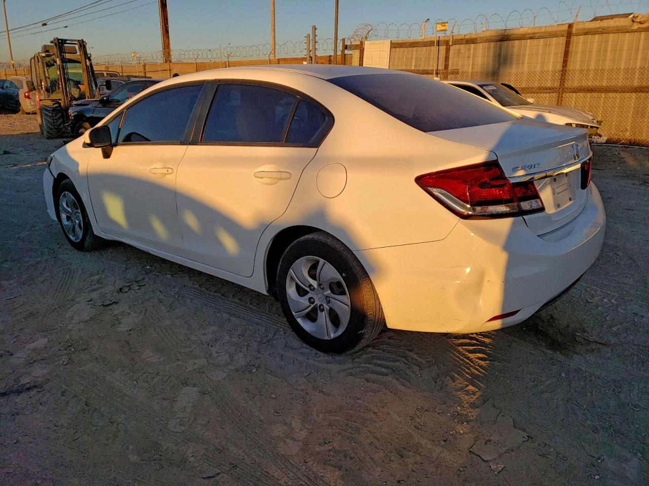 2015 HONDA CIVIC LX photo 2