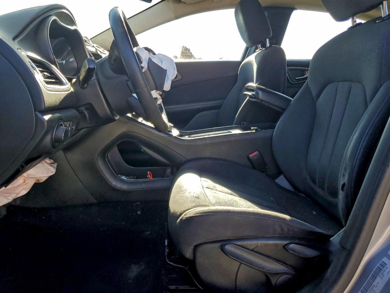 2015 CHRYSLER 200 LIMITED photo 7
