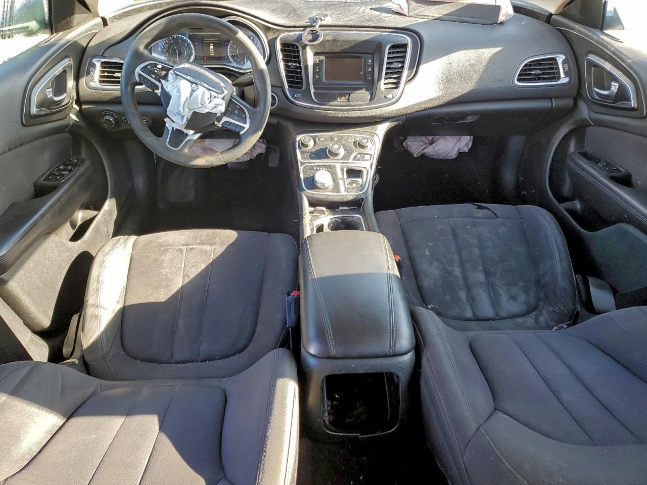 2015 CHRYSLER 200 LIMITED photo 8