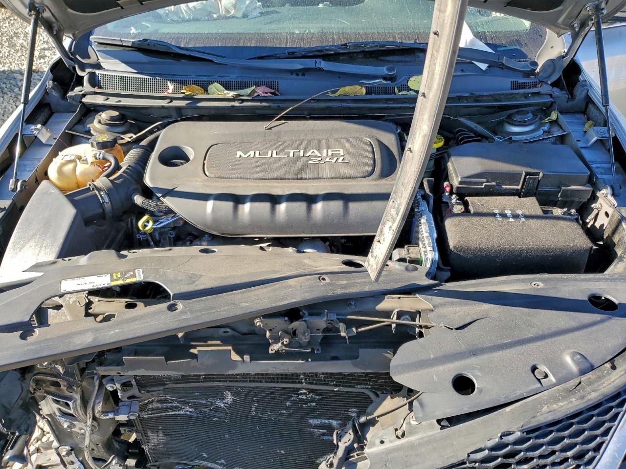 2015 CHRYSLER 200 LIMITED photo 11