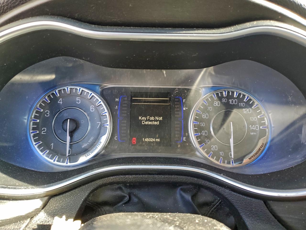 2015 CHRYSLER 200 LIMITED photo 9