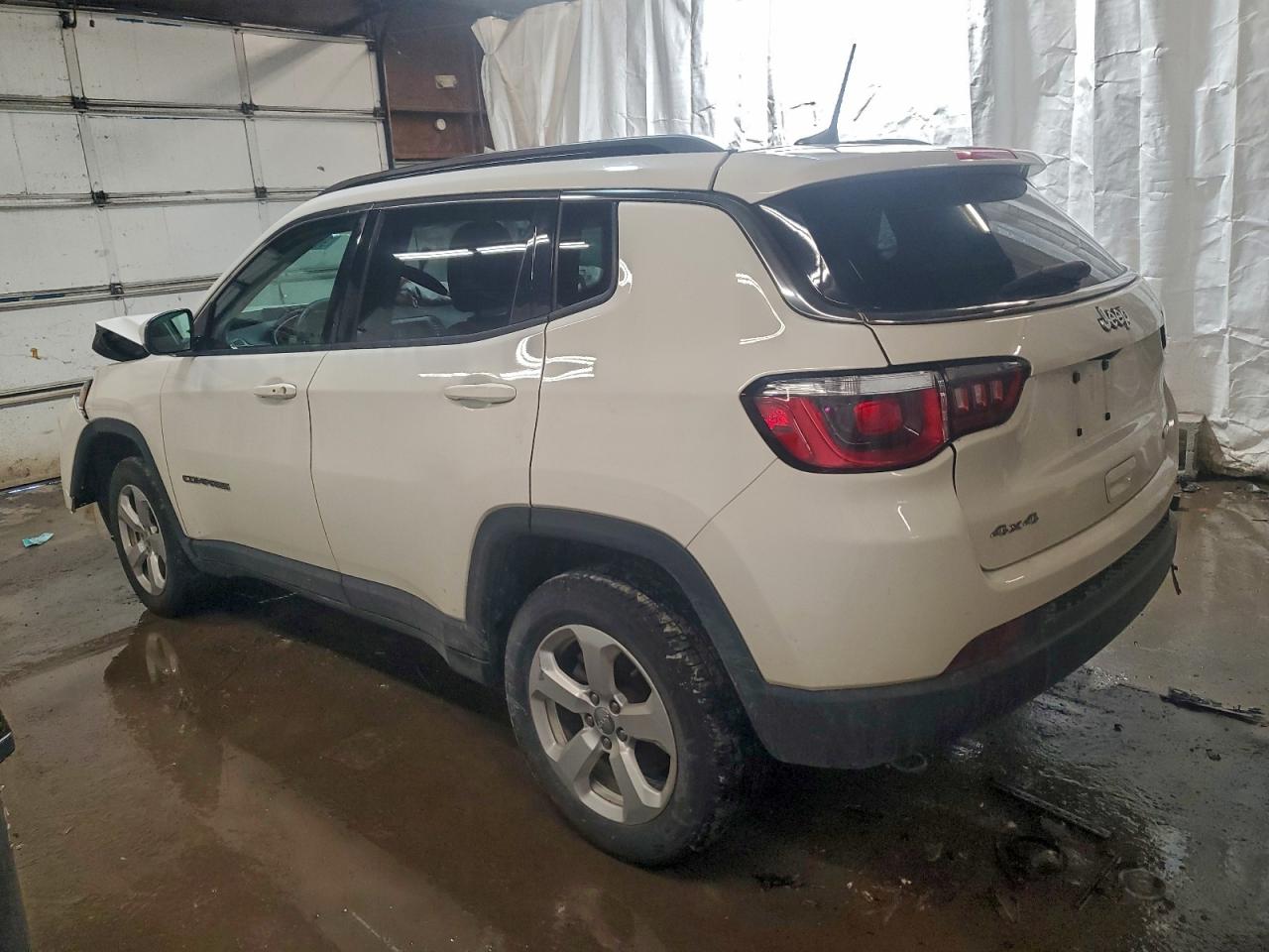 2019 JEEP COMPASS LATITUDE photo 2