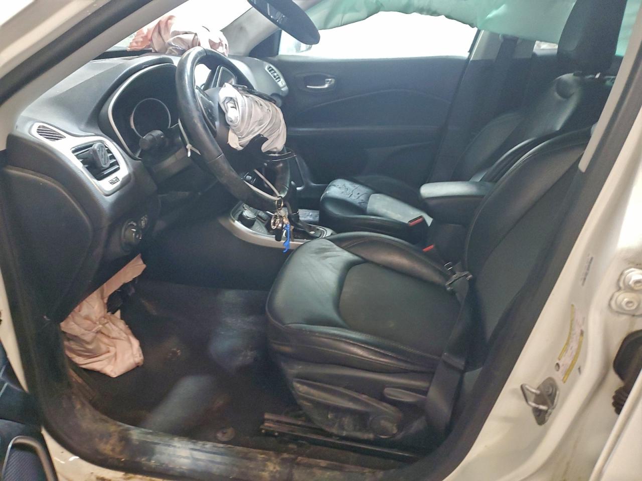 2019 JEEP COMPASS LATITUDE photo 7