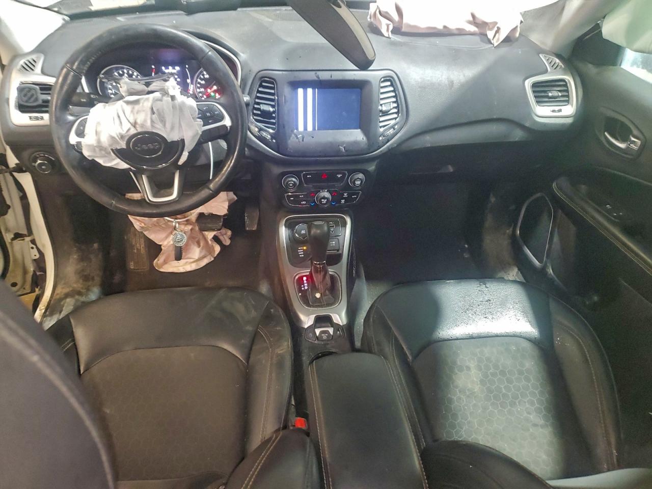 2019 JEEP COMPASS LATITUDE photo 8