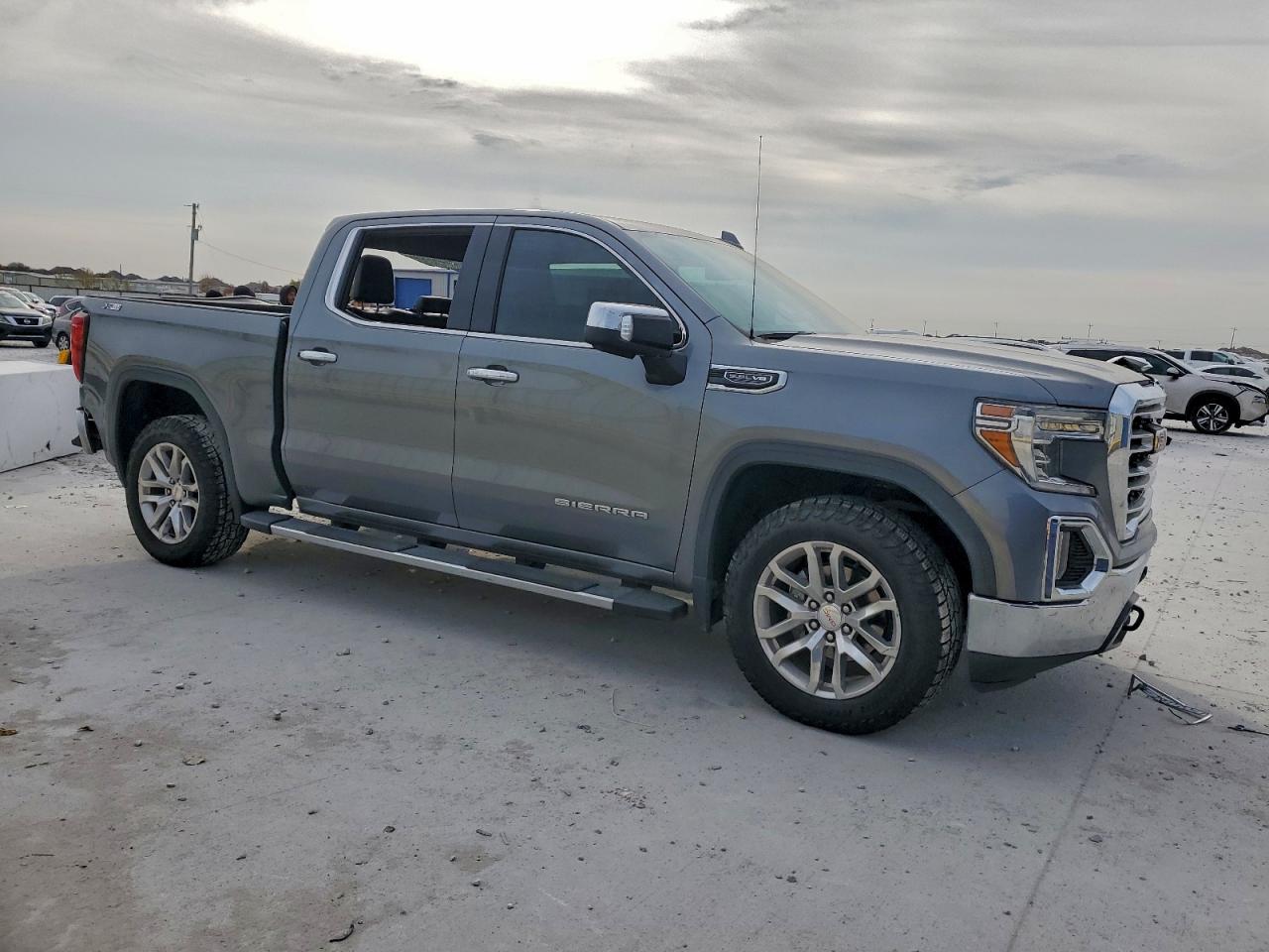 2021 GMC SIERRA K1500 SLT photo 4