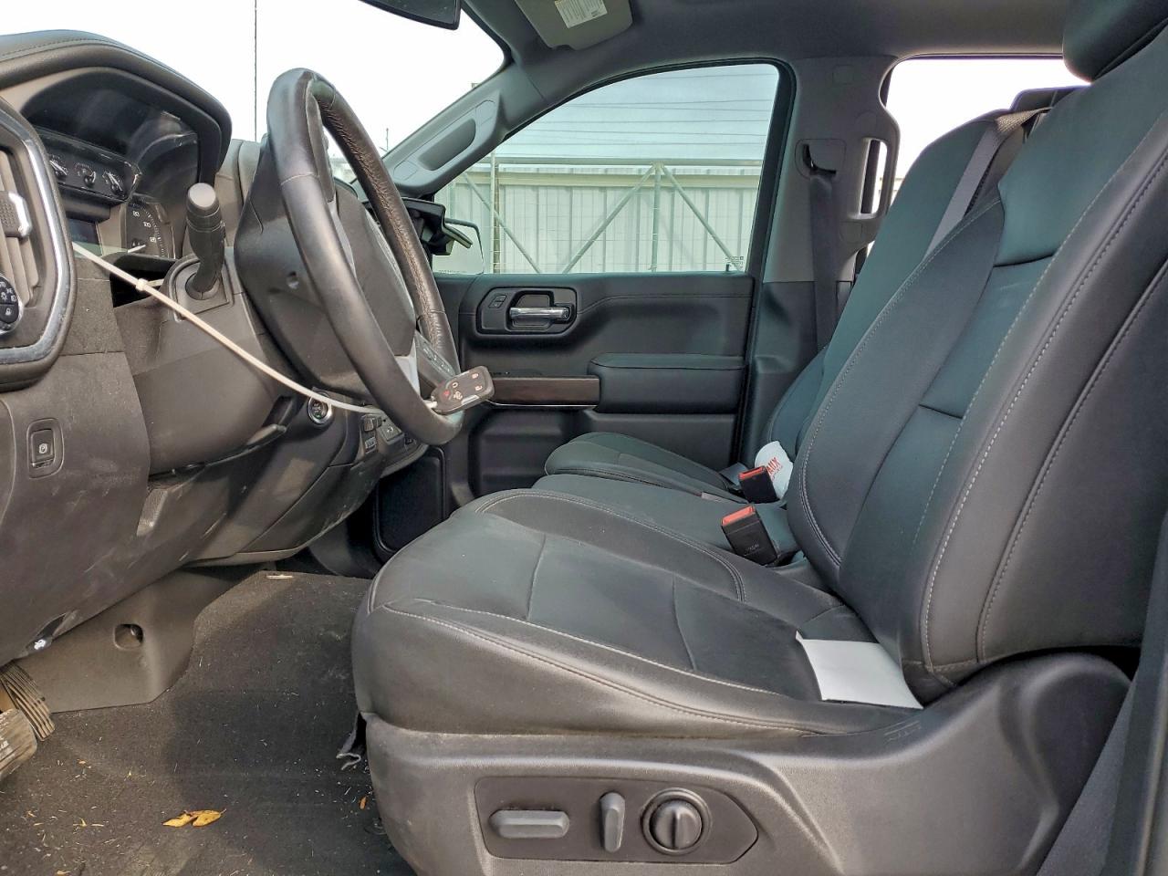 2021 GMC SIERRA K1500 SLT photo 7