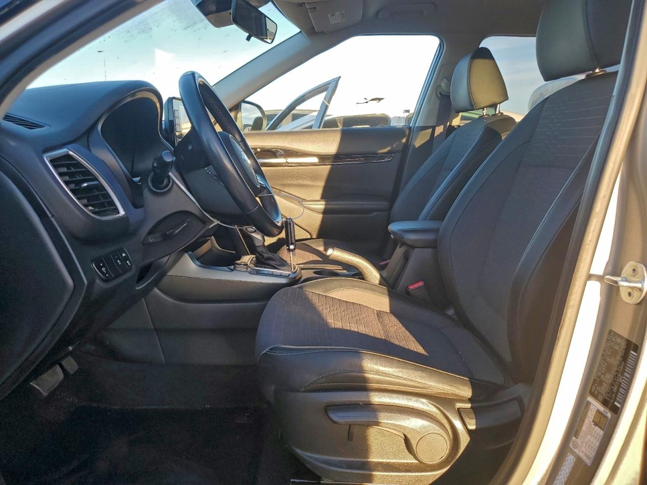 2021 KIA SELTOS S photo 7