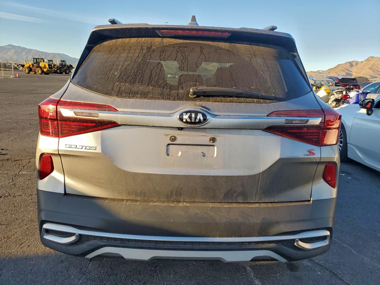 2021 KIA SELTOS S photo 6