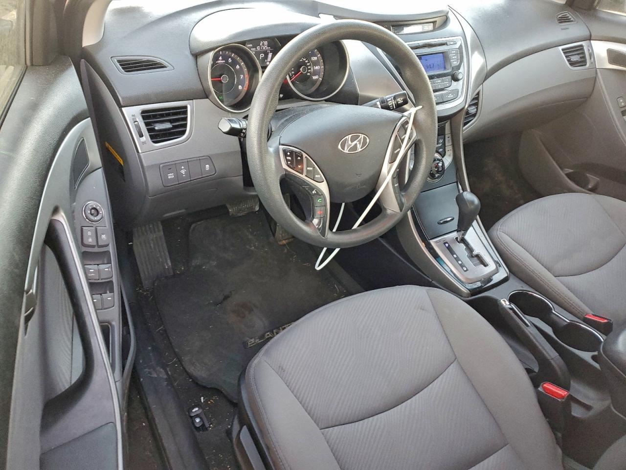 2013 HYUNDAI ELANTRA GLS photo 8