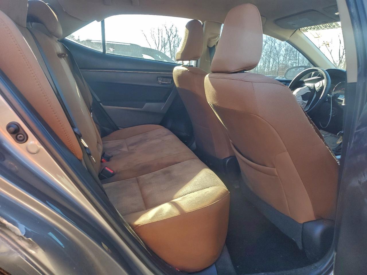 2016 TOYOTA COROLLA L photo 10