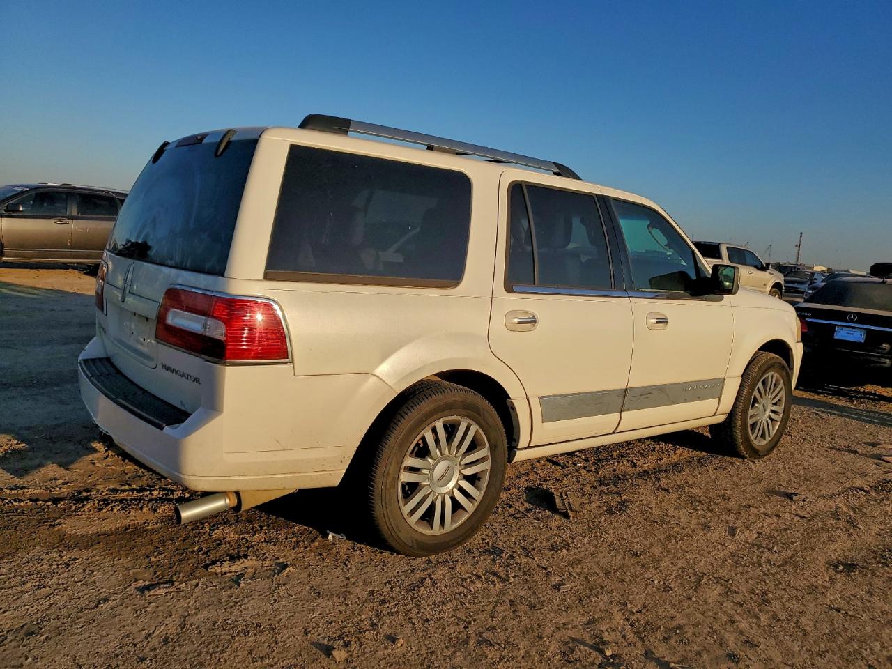 2007 LINCOLN NAVIGATOR photo 3