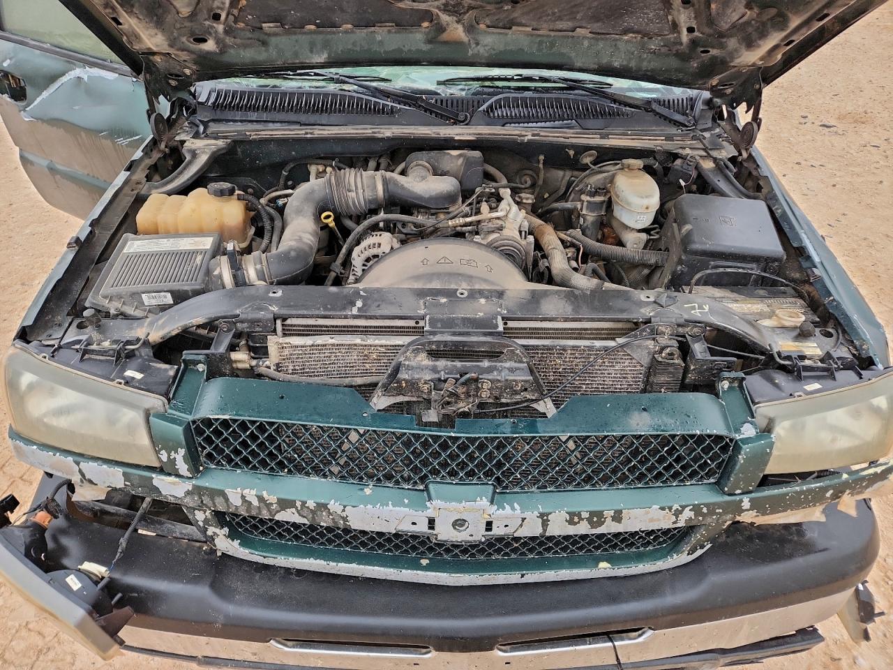 2004 CHEVROLET SILVERADO C1500 photo 11