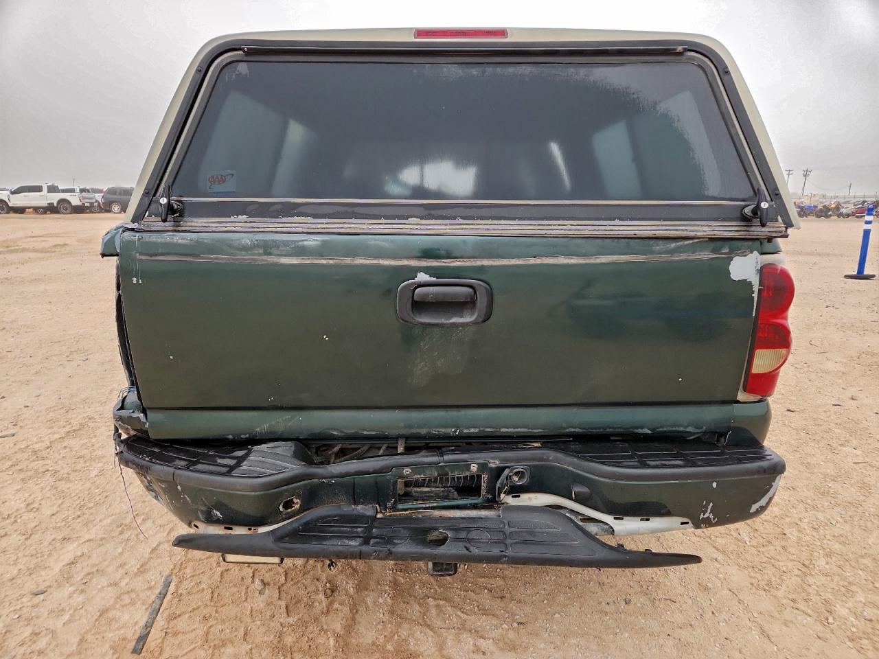 2004 CHEVROLET SILVERADO C1500 photo 6