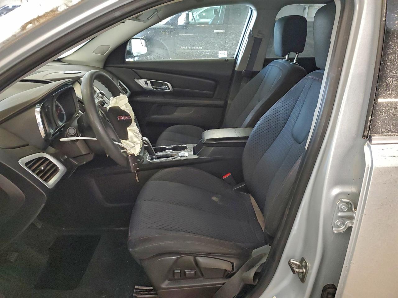 2012 GMC TERRAIN SLE photo 7