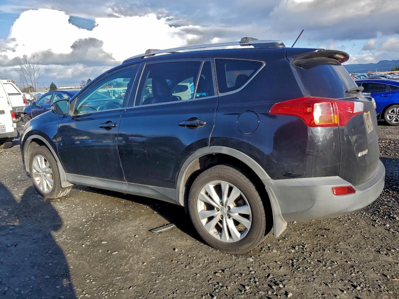 2013 TOYOTA RAV4 LIMITED photo 2