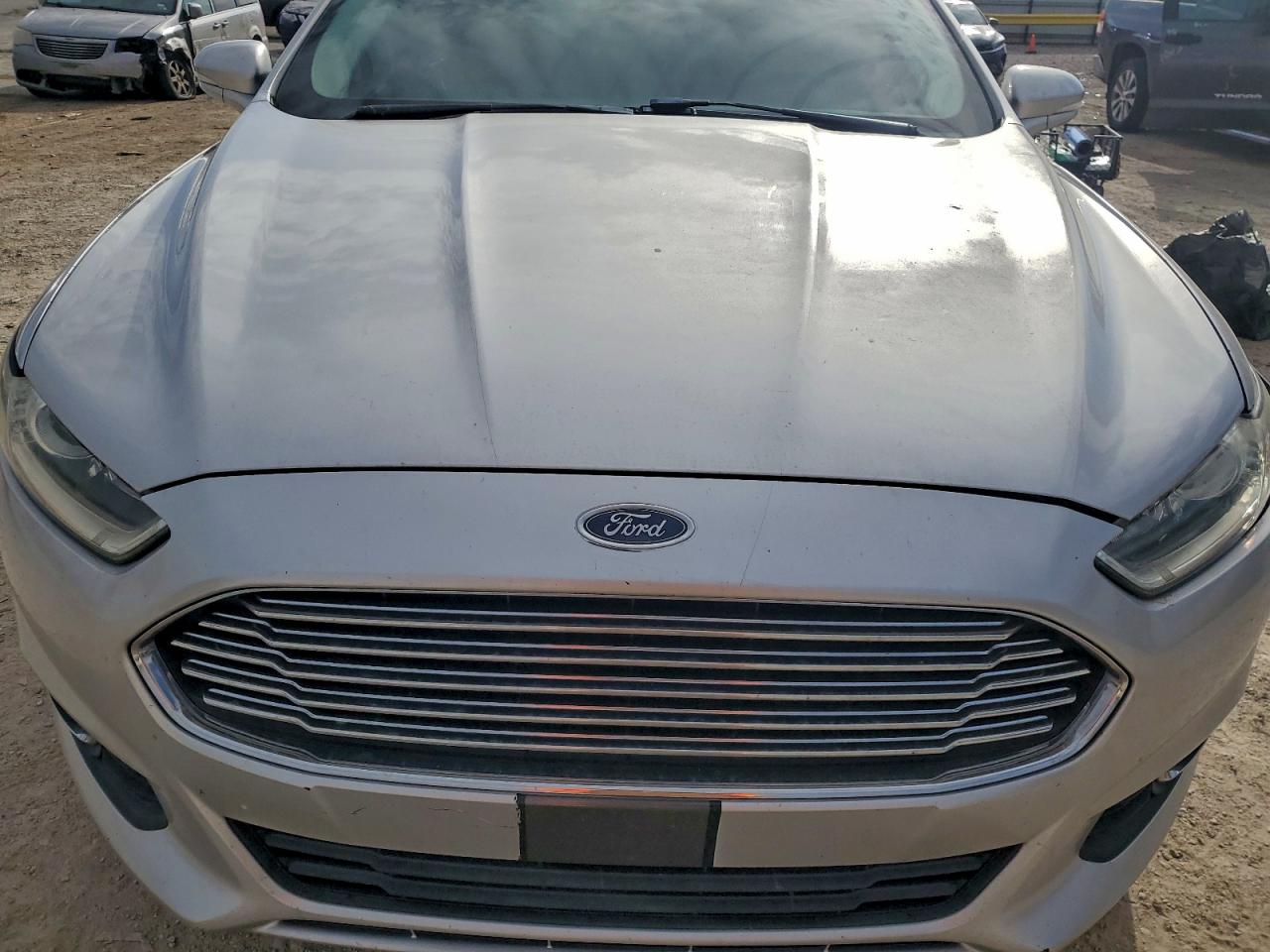 2014 FORD FUSION SE photo 11