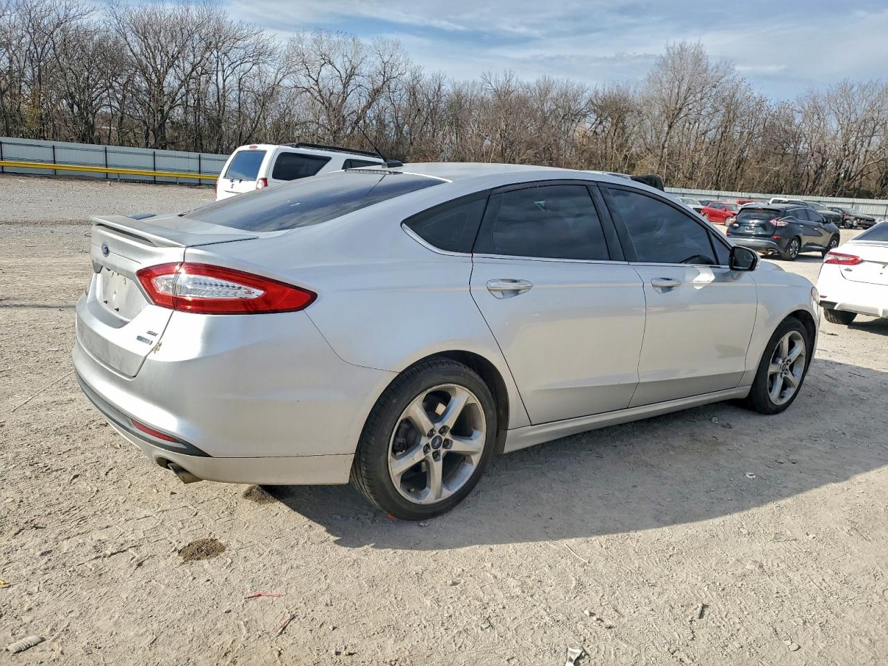2014 FORD FUSION SE photo 3