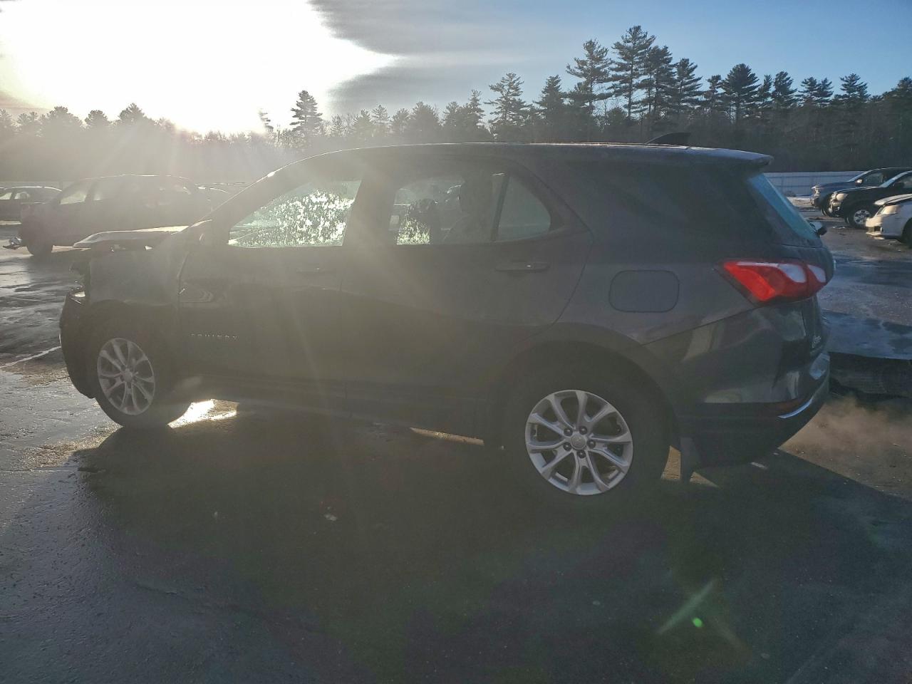 2018 CHEVROLET EQUINOX LS photo 2