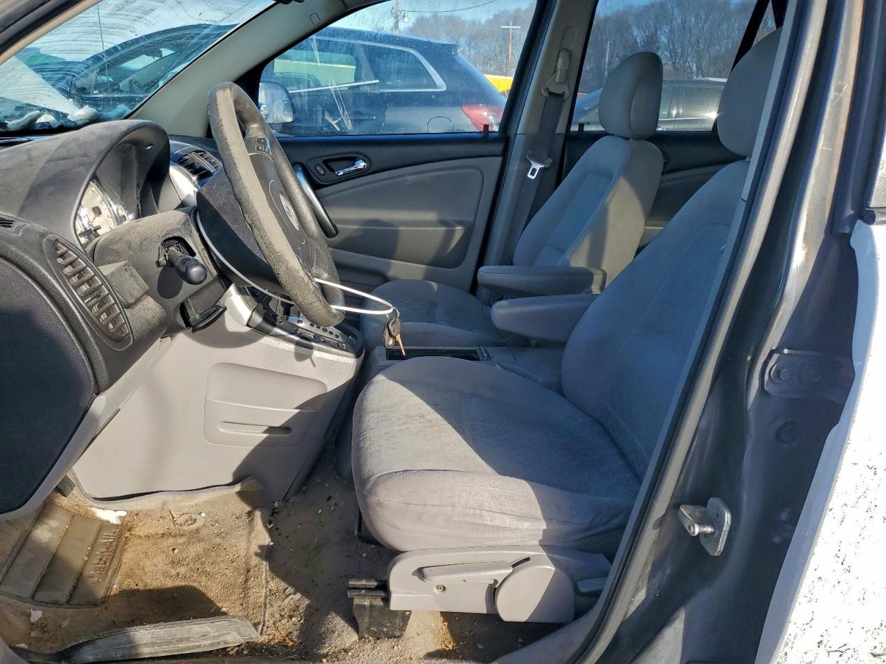 2007 SATURN VUE photo 7