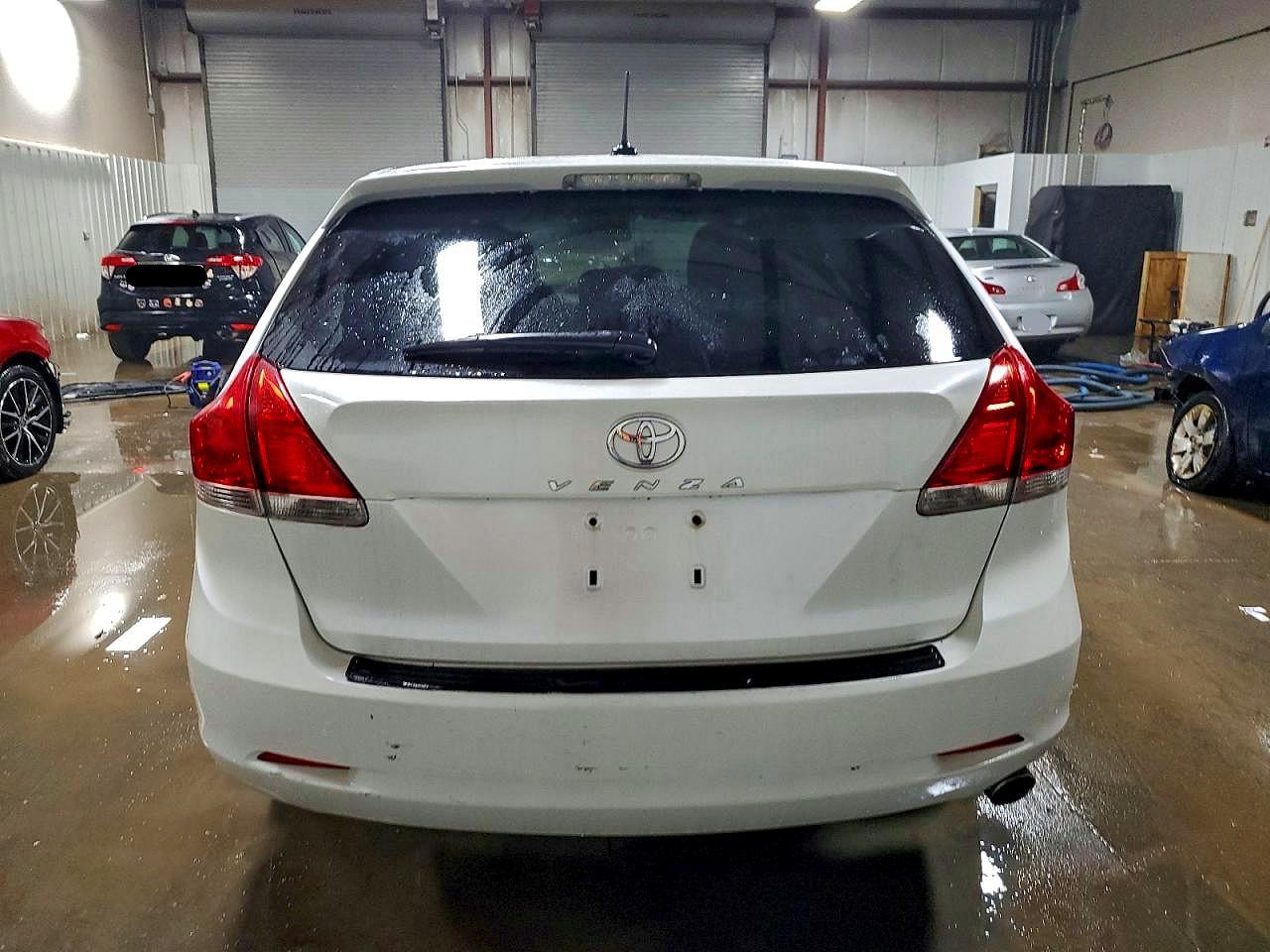 2009 TOYOTA VENZA photo 6