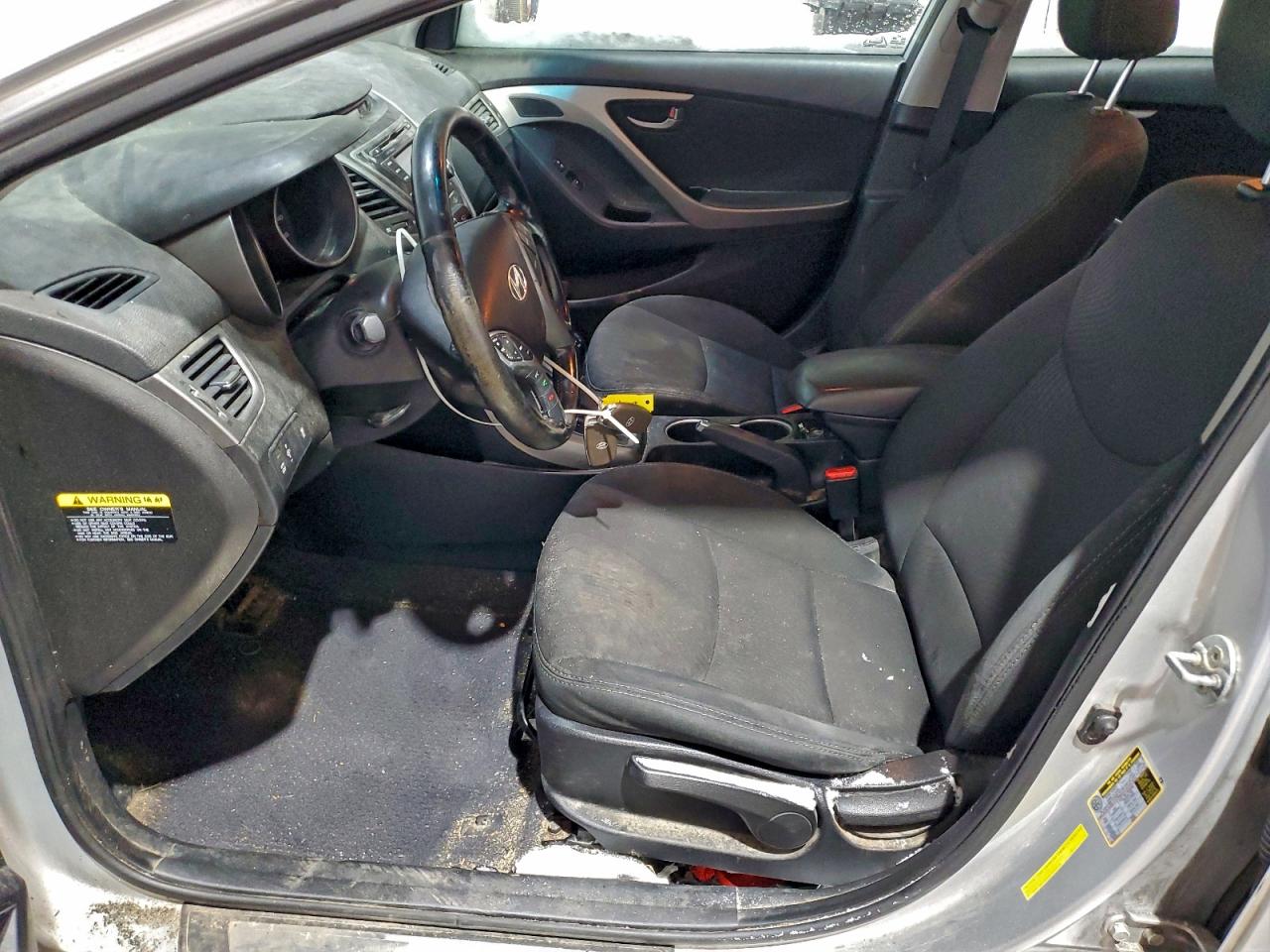 2016 HYUNDAI ELANTRA SE photo 7