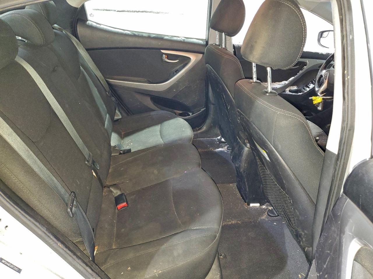 2016 HYUNDAI ELANTRA SE photo 10