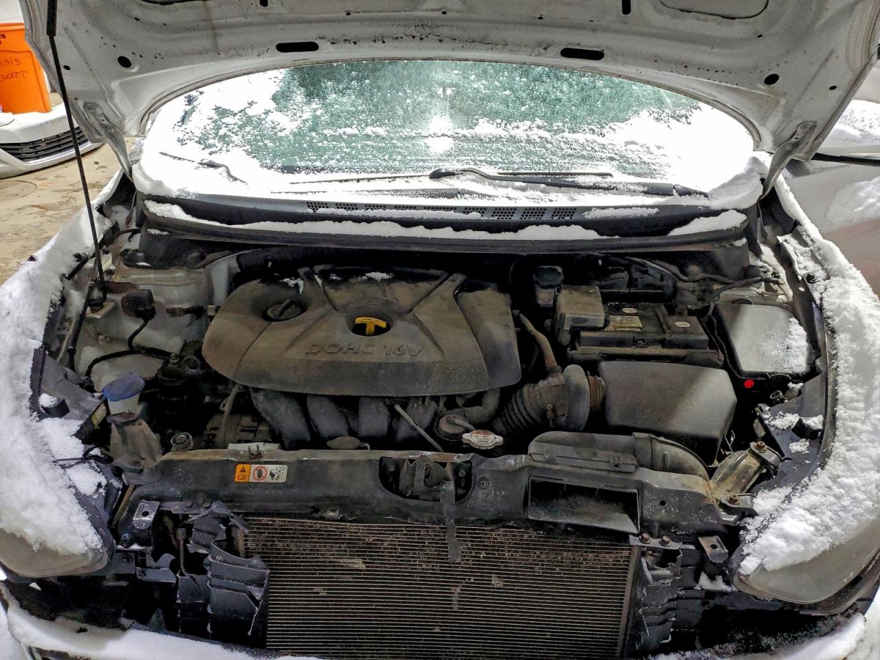 2016 HYUNDAI ELANTRA SE photo 11