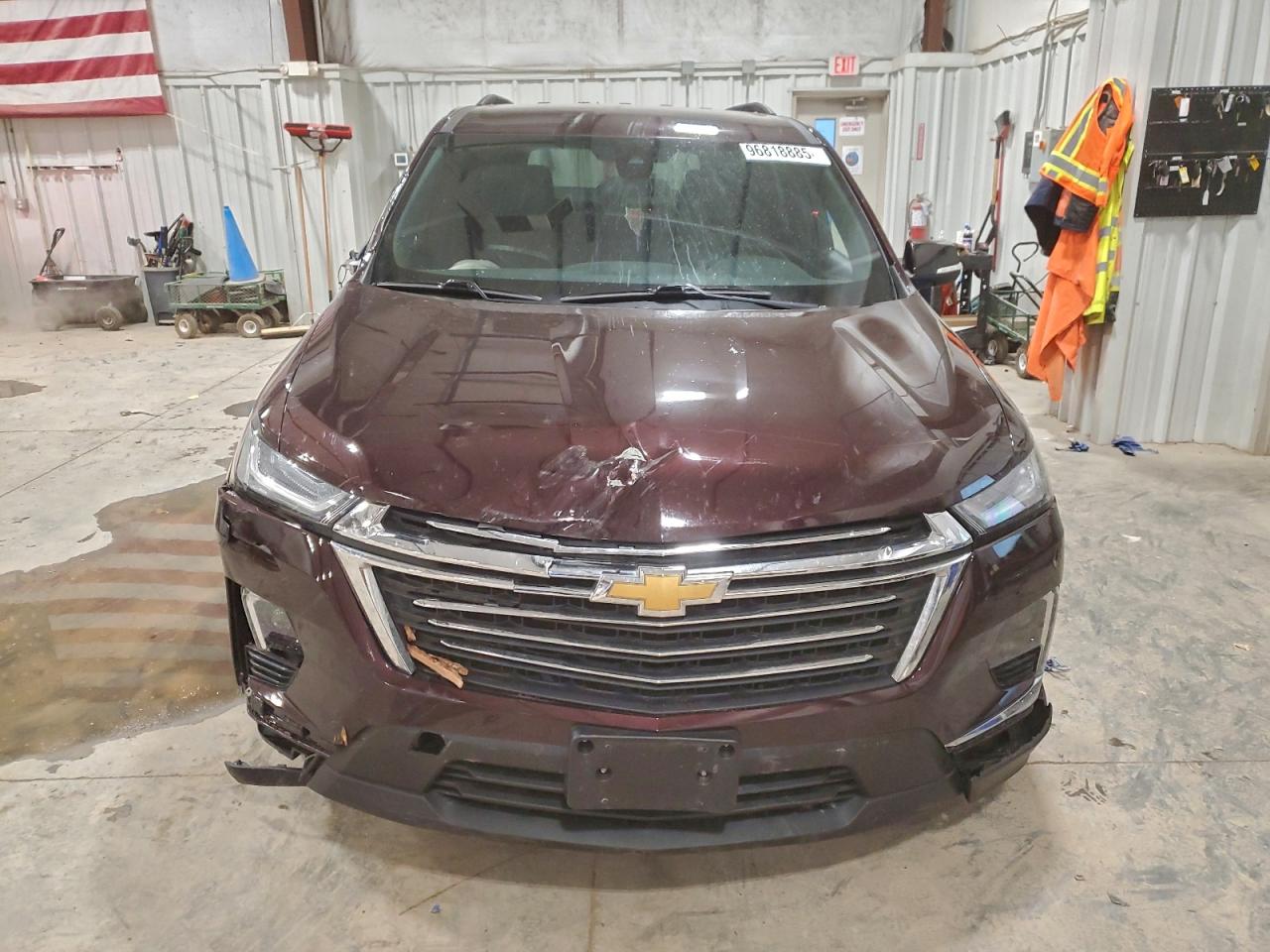 2023 CHEVROLET TRAVERSE LT photo 5