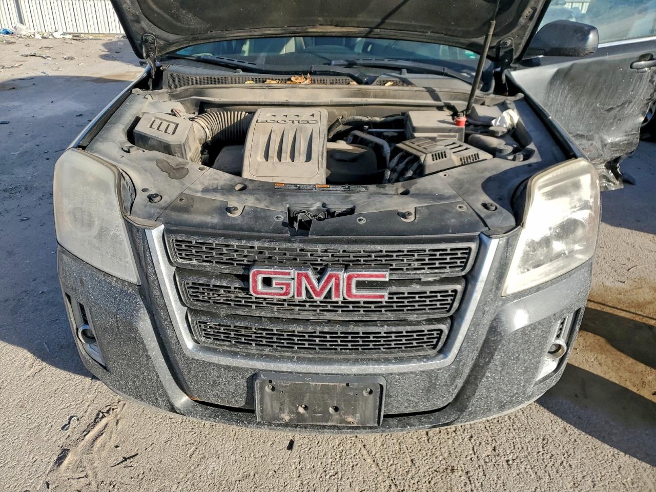 2013 GMC TERRAIN SLT photo 12