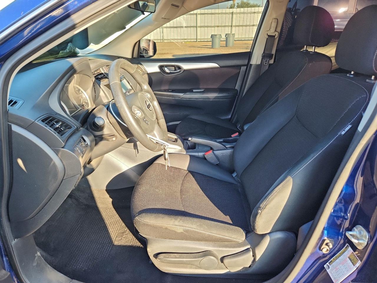 2019 NISSAN SENTRA S photo 7