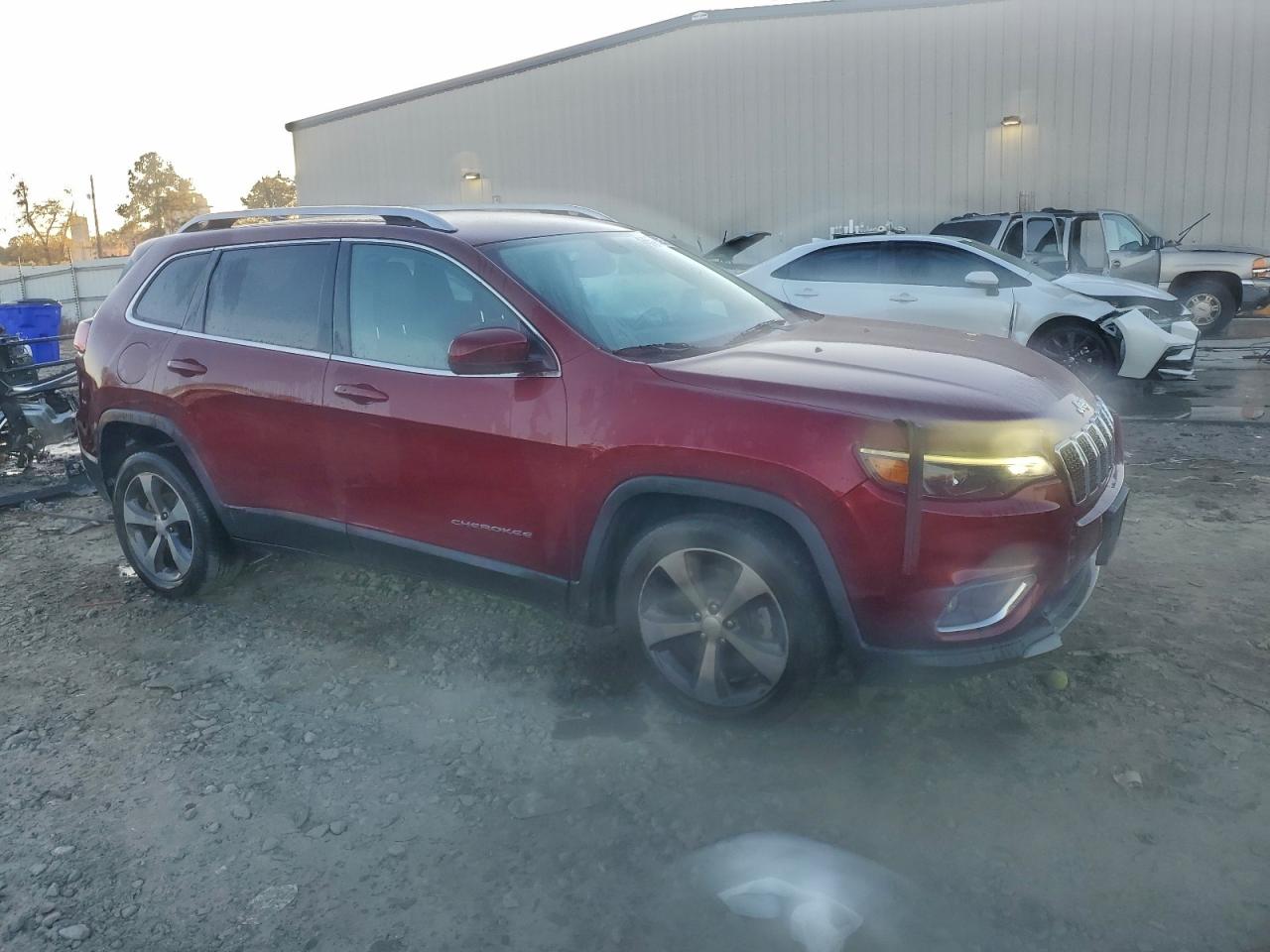 2019 JEEP CHEROKEE LIMITED photo 4